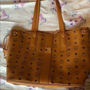 MCM Reversible Medium Tote